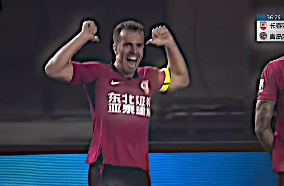 爱游戏-阿泰斯特在NBA的疯狂往事 冲突与铁血防守并存的球员